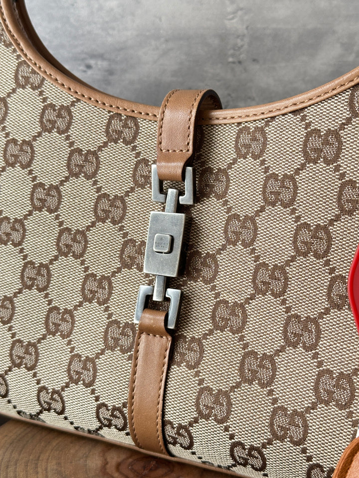 FENDI Mini FF Monogram Hobo Bag 🤎｜Classic Zucca Canvas × Lightweight Design × Full Set