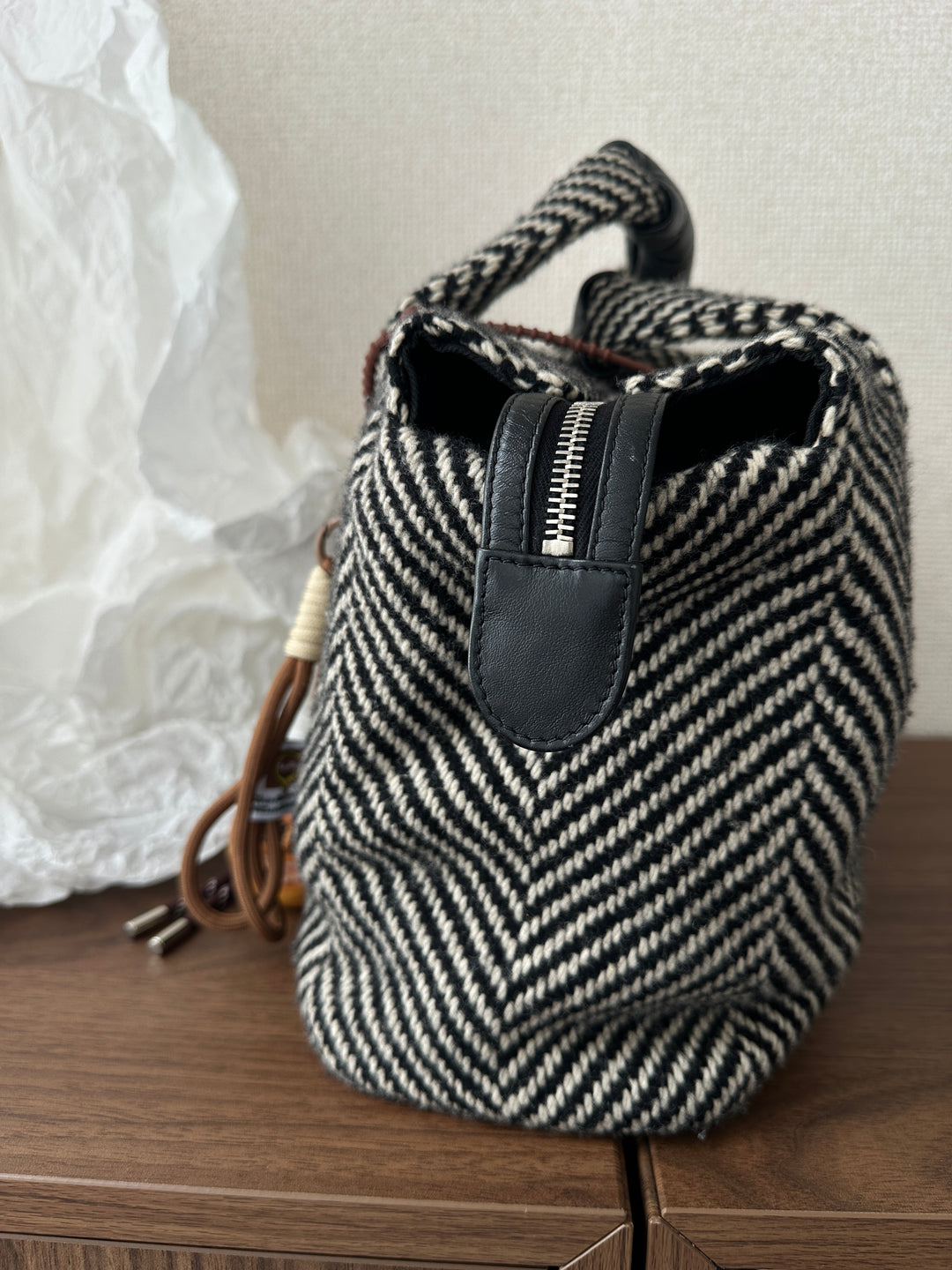 Chanel CC Houndstooth Wool Tote 🖤🤍 | Vintage Winter Perfection✨