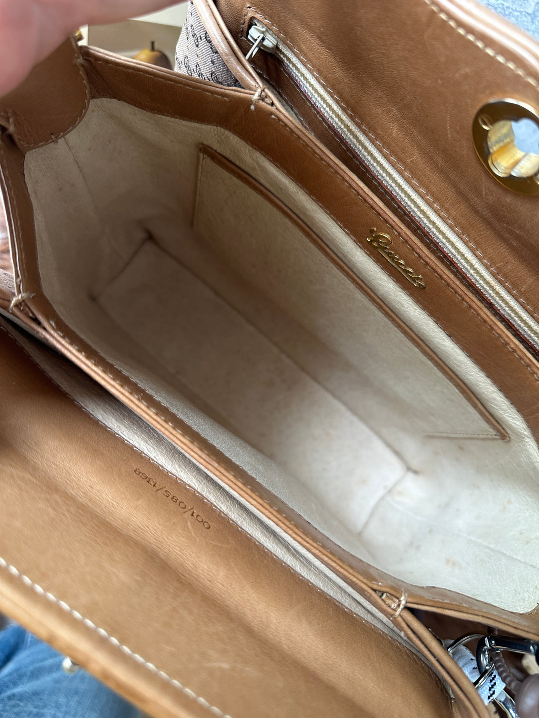 GUCCI Mini GG Canvas Box Shoulder Bag 🤎｜Monogram Canvas｜Caramel Leather｜Turn-Lock Closure