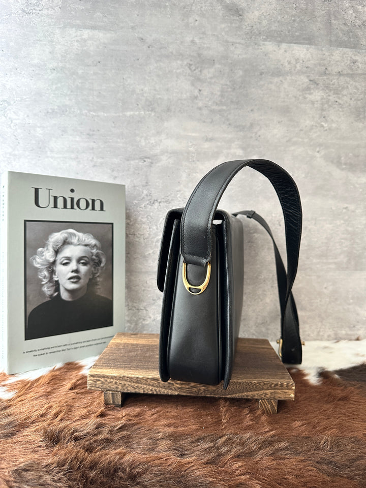 CELINE Horse Carriage Box Shoulder Bag 🖤｜Black Leather × Gold-Tone Clasp × Adjustable Strap