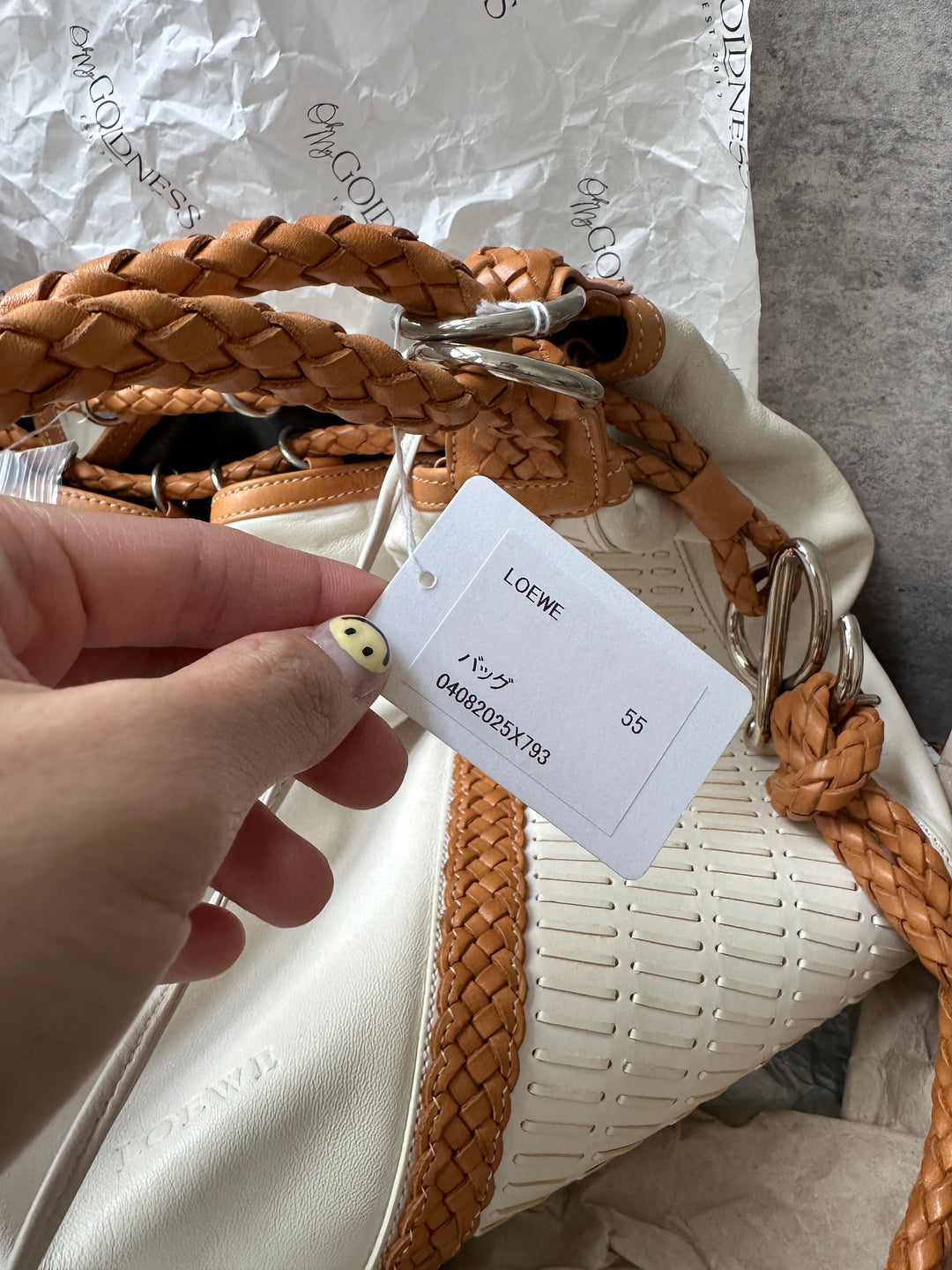 LOEWE Hobo Shoulder Bag 🤎✨｜Soft Nappa Lambskin & Iconic Woven Detailing