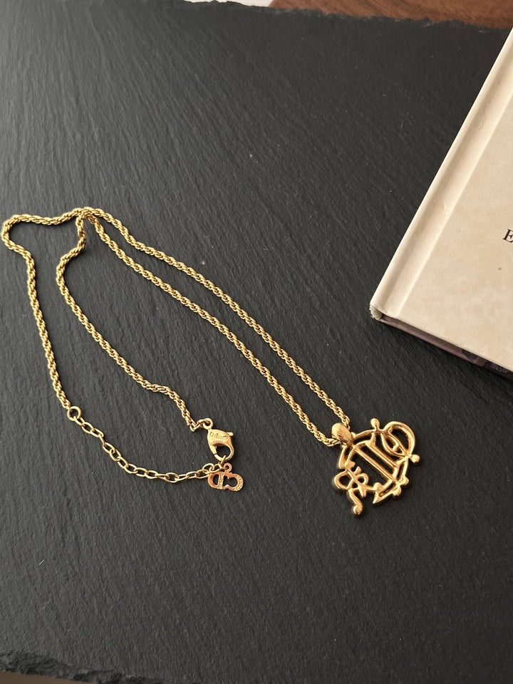 DIOR Pumpkin Carriage Necklace 💎✨