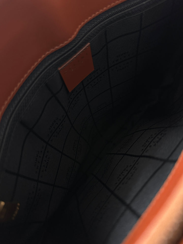 Celine Vintage Carriage Hobo 🤎 | The Epitome of Vintage Elegance✨