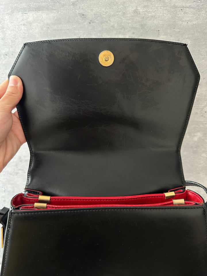 CELINE Vintage Hexagonal Box Bag 🖤｜Sculptural Silhouette｜Circular Logo Clasp｜Crimson Interior