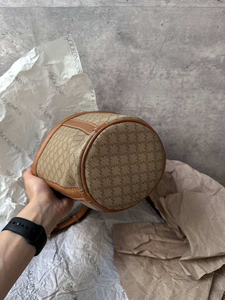 Celine Triomphe Suede Arc Shoulder Bag 🥐｜Rare Half-Moon Design with Iconic Embroidery
