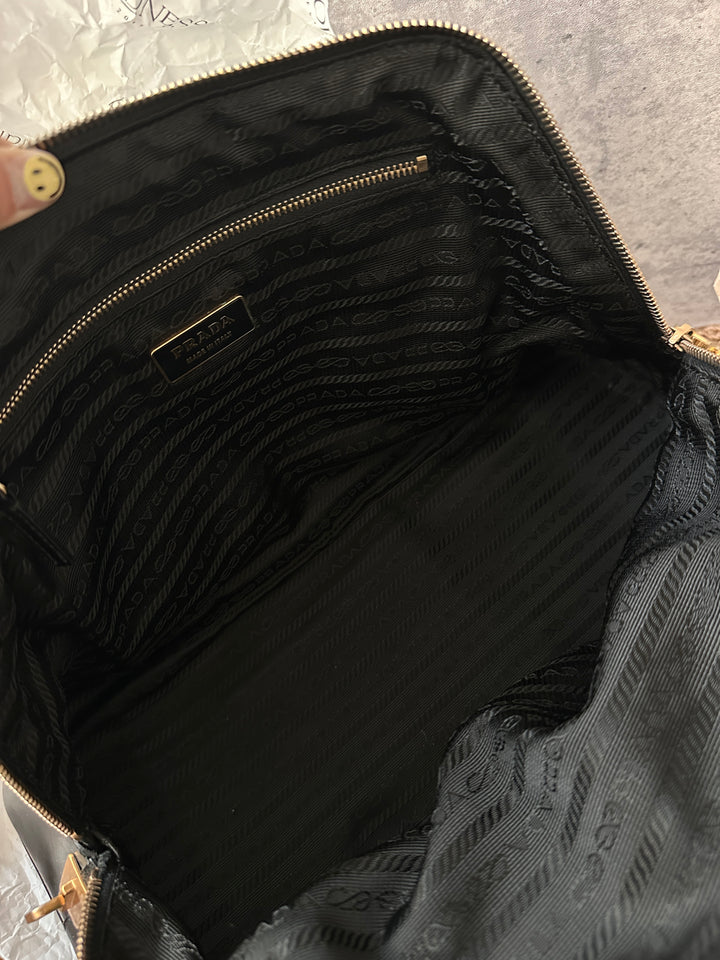 Dior Lady Dior Tweed Cannage Tote with Lilac Leather Handles 🌸｜Unique Textured Fabric & Feminine Charm