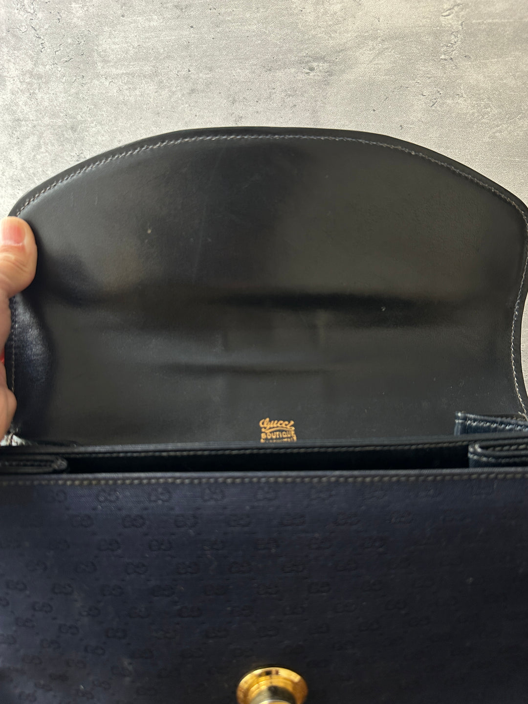 Gucci Micro GG Canvas Crossbody Bag ❤️💙｜Micro GG Canvas｜Web Stripe Accent｜Vintage Turn Lock