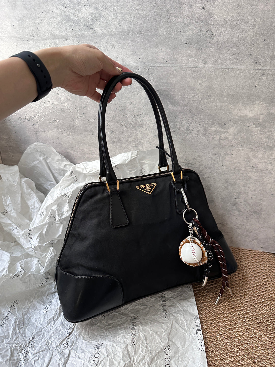 Prada Black Nylon Alma Tote with Gold Hardware ✨｜Elegant & Iconic Structured Shape