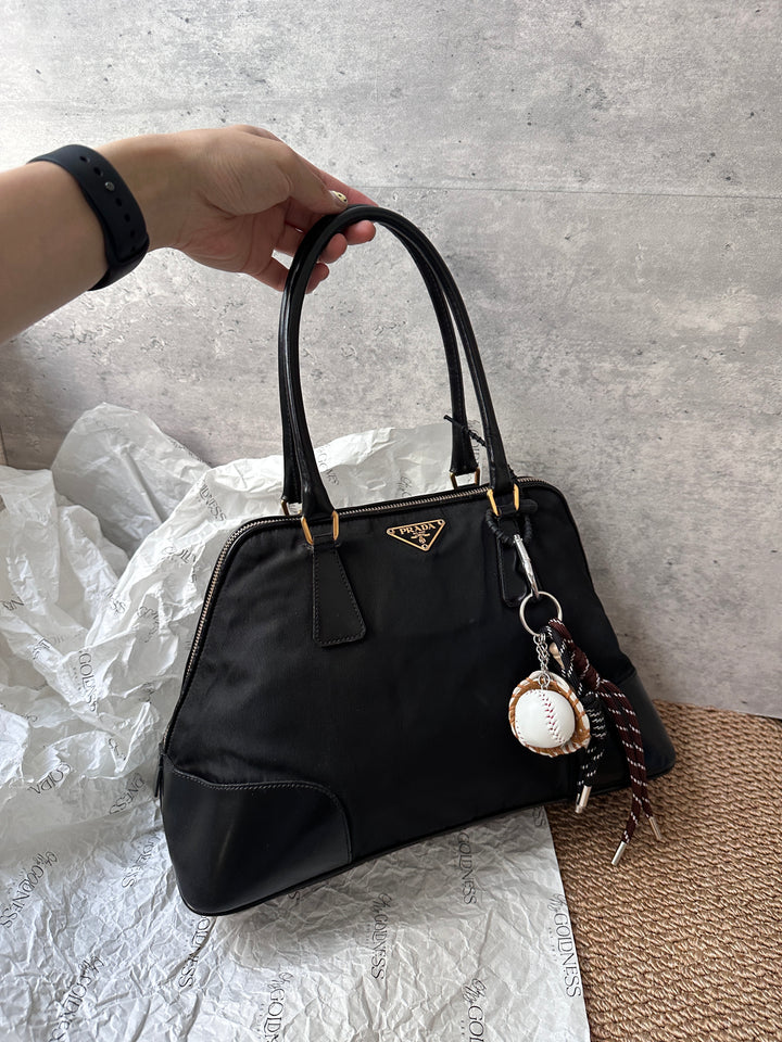 Prada Black Nylon Alma Tote with Gold Hardware ✨｜Elegant & Iconic Structured Shape