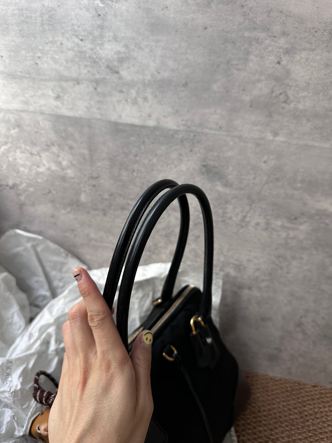 Prada Black Nylon Alma Tote with Gold Hardware ✨｜Elegant & Iconic Structured Shape