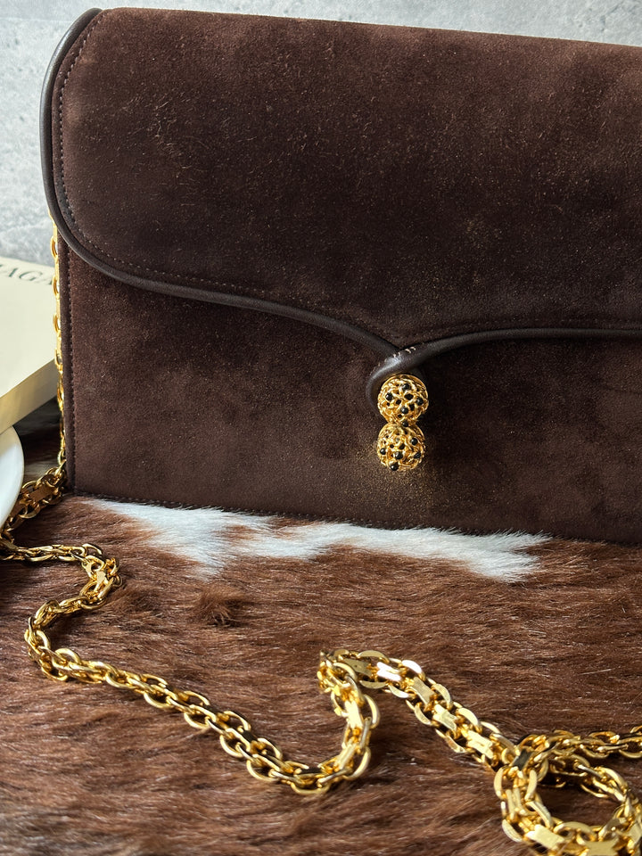 Gucci Chocolate Suede Chain Bag 🤎｜Rare 1980s Piece｜Openwork Double Ball Clasp｜Elegant Suede Finish