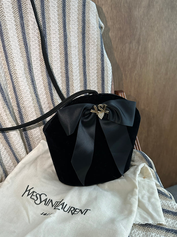 Saint Laurent YSL Vintage Rhinestone Logo Velvet Bucket Bag 🖤🎀｜Sparkling Logo Detail × Luxurious Velvet × Full Set Edition