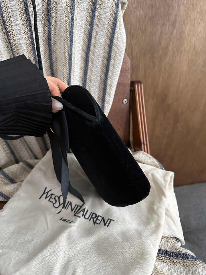 Saint Laurent YSL Vintage Rhinestone Logo Velvet Bucket Bag 🖤🎀｜Sparkling Logo Detail × Luxurious Velvet × Full Set Edition