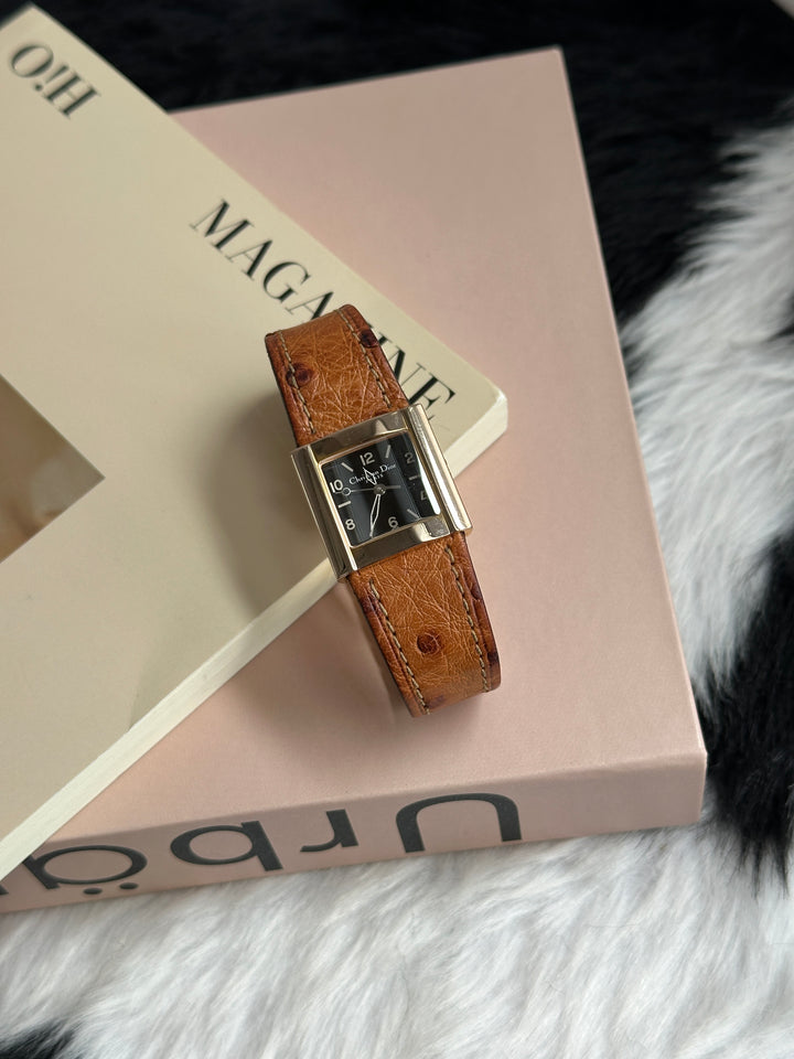 DIOR Ostrich Leather Watch 🤎｜Rare Ostrich Leather × Rectangular Black Dial × Gold-Tone Finish