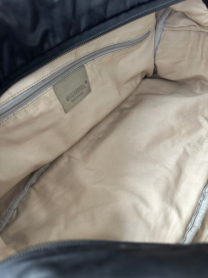 Chanel CC Shoulder Bag 🖤 | Lightweight Puffer Perfection ✨