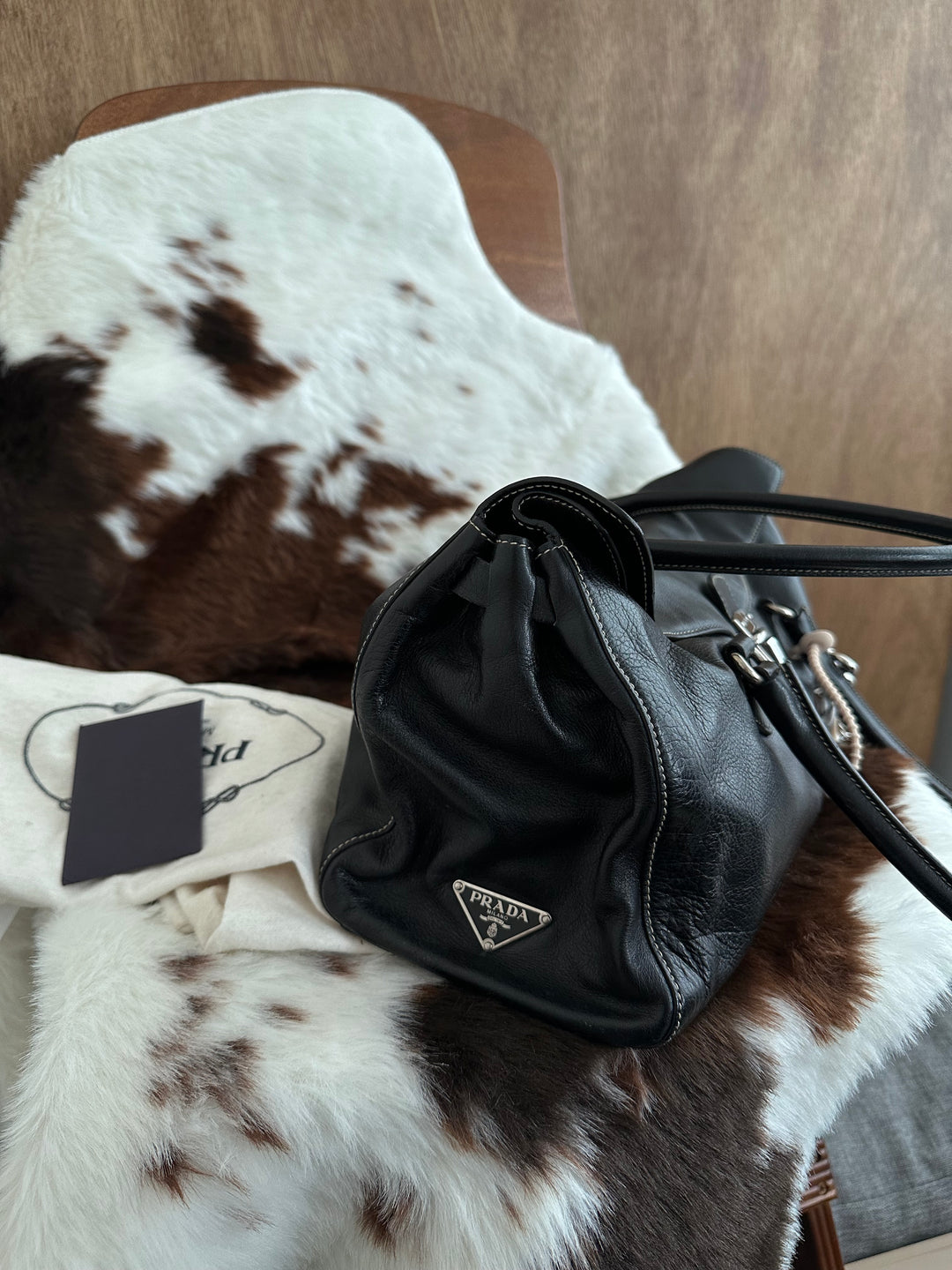 Prada Double Flap Leather Baguette Bag ✨🖤｜Double Flap Design × Supple Calf Leather × Full Set Edition