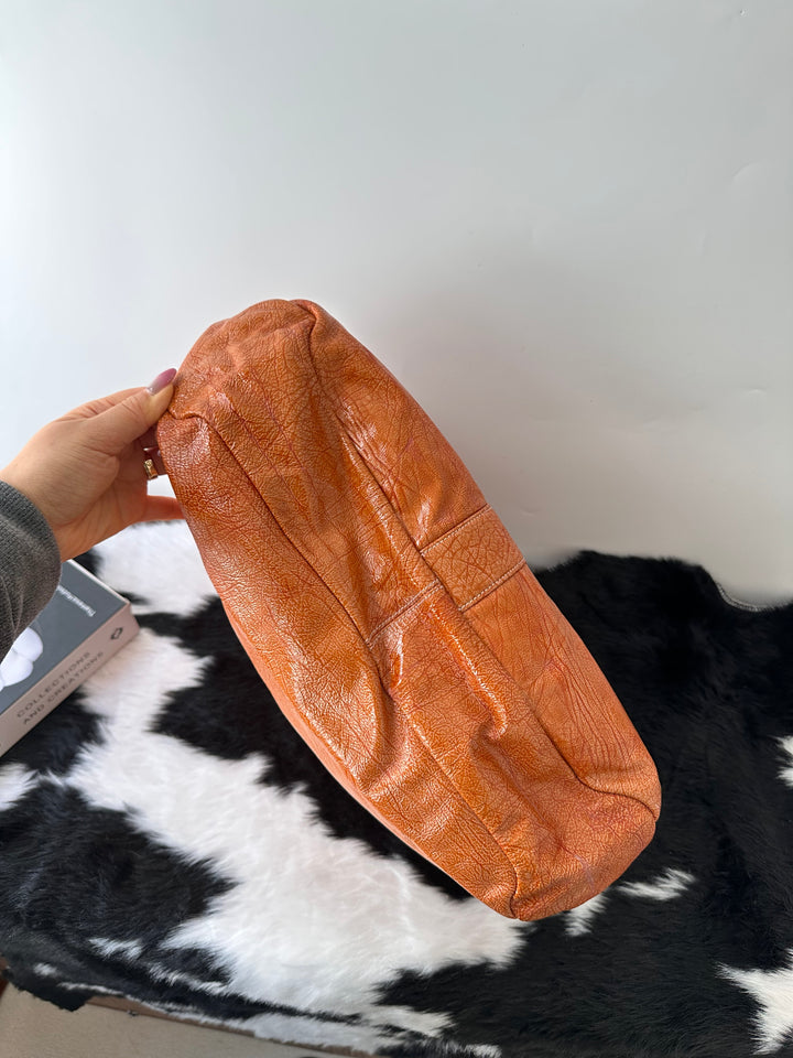 Ferragamo Large Gancini Hobo Bag 🧡🤎｜Oversized Horseshoe Logo × Lightweight Design × Spacious Everyday Carry