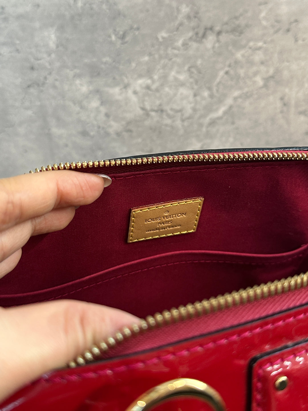 Louis Vuitton Vernis Boston ❤️｜Monogram Vernis × Festive Red × Top Handle Elegance