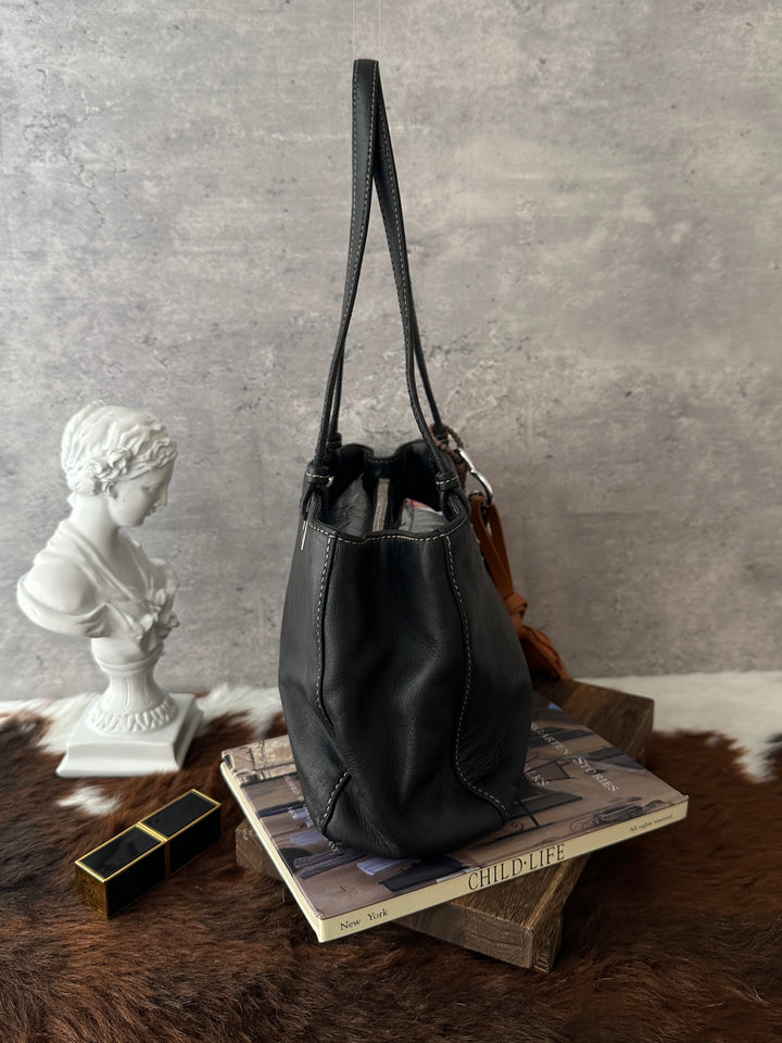 Prada Lambskin Shoulder Bag 🖤｜Rare Full Leather｜Compact Size｜Great Value