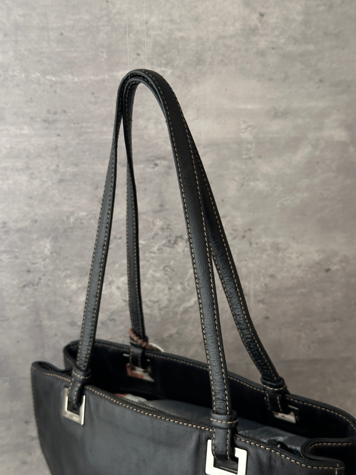 Prada Lambskin Shoulder Bag 🖤｜Rare Full Leather｜Compact Size｜Great Value