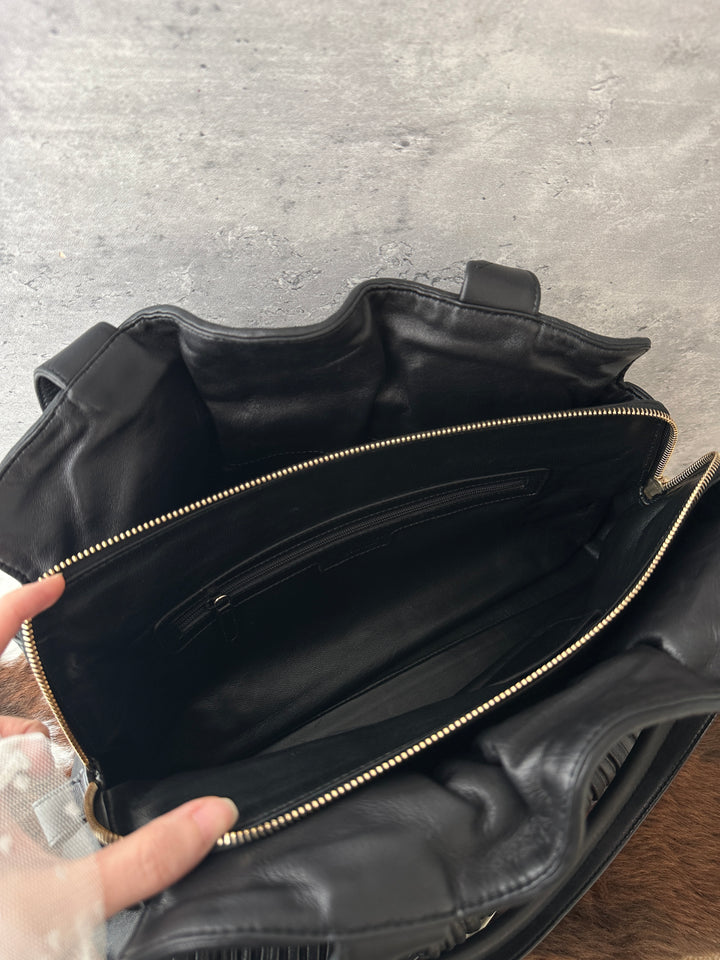 BVLGARI Pleated Leather Shoulder Bag 🖤｜Sculptural Pleats｜Signature Ring Hardware｜Everyday Elegance