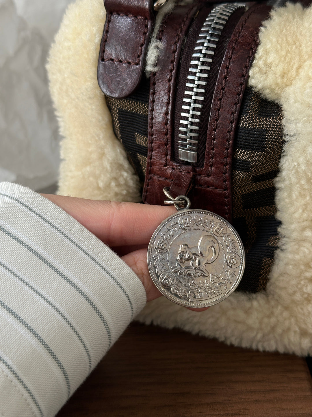 Fendi Shearling FF Monogram Handbag 🍂 | Cozy Vintage Charm in 3 Ways✨