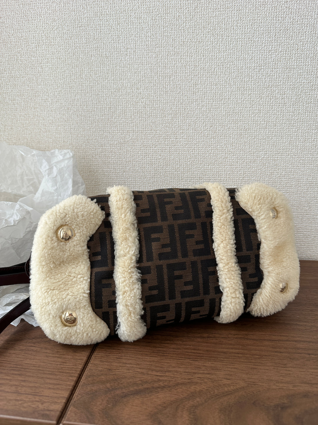 Fendi Shearling FF Monogram Handbag 🍂 | Cozy Vintage Charm in 3 Ways✨