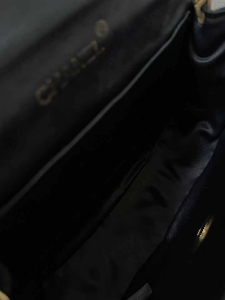 Chanel CC Satin-Trim Half Moon Chain Bag 🖤 | Exquisite Craftsmanship & Timeless Elegance ✨