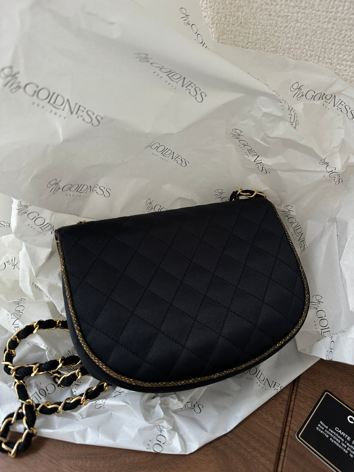 Chanel CC Satin-Trim Half Moon Chain Bag 🖤 | Exquisite Craftsmanship & Timeless Elegance ✨