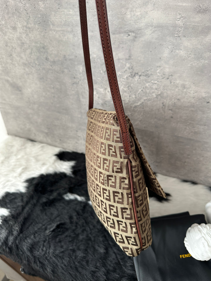 Fendi Gold Buckle Zucca Monogram Crossbody 🤎✨｜Iconic Hardware, Vintage Classic, With Dust Bag