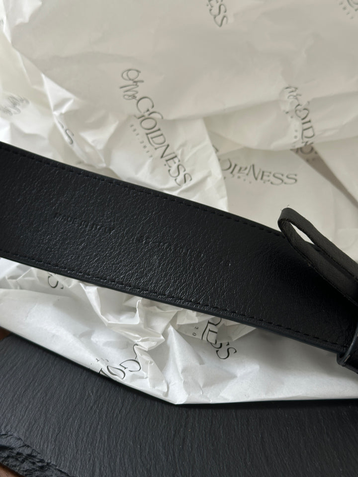 Dior Oversized Rotating Gold Buckle Belt ✨ | Iconic Statement Piece 🖤