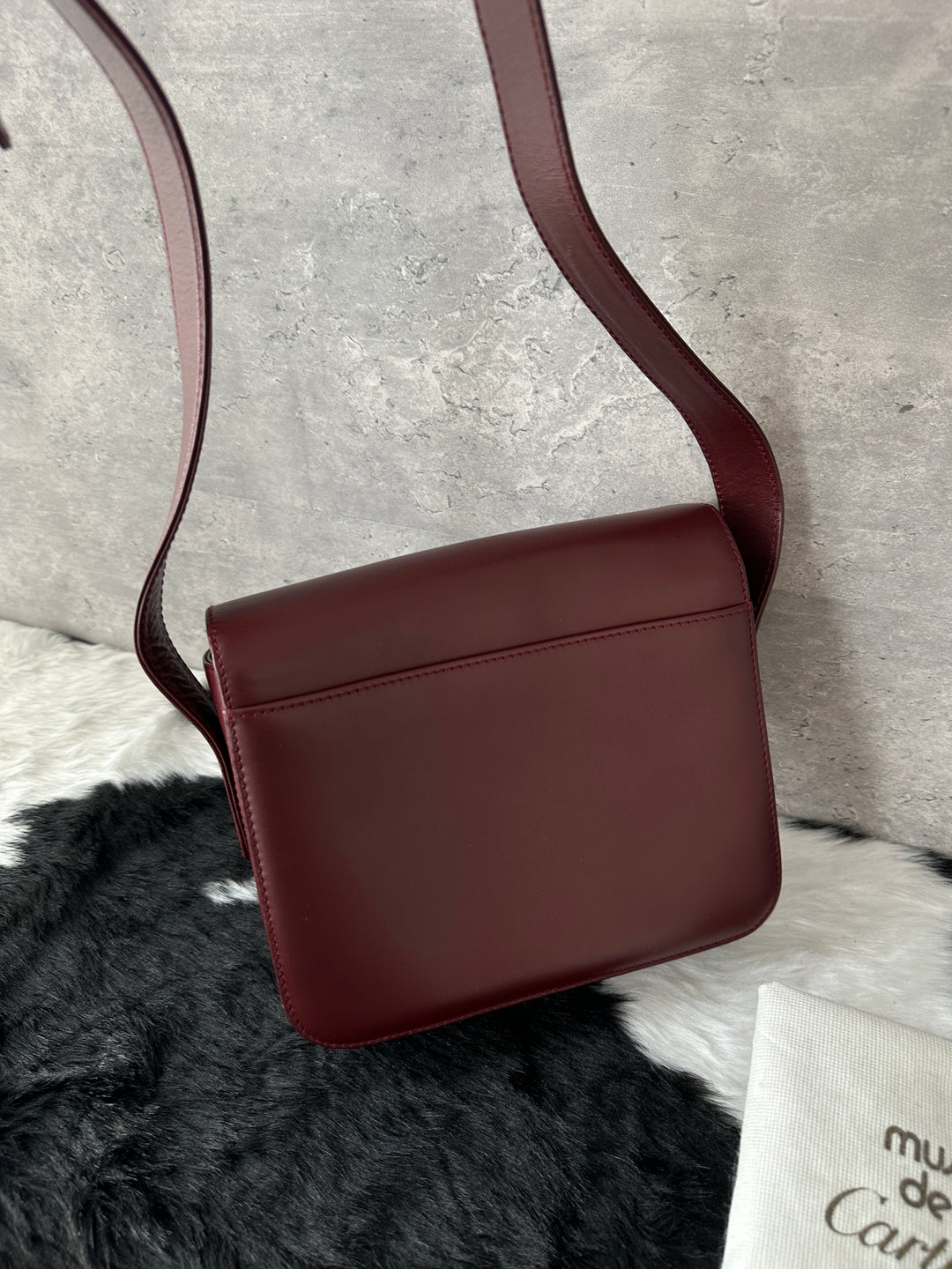 Cartier Mini Turn Lock Egg Bag 🥚✨｜Rare Small Size, Elegant Design, Timeless Appeal