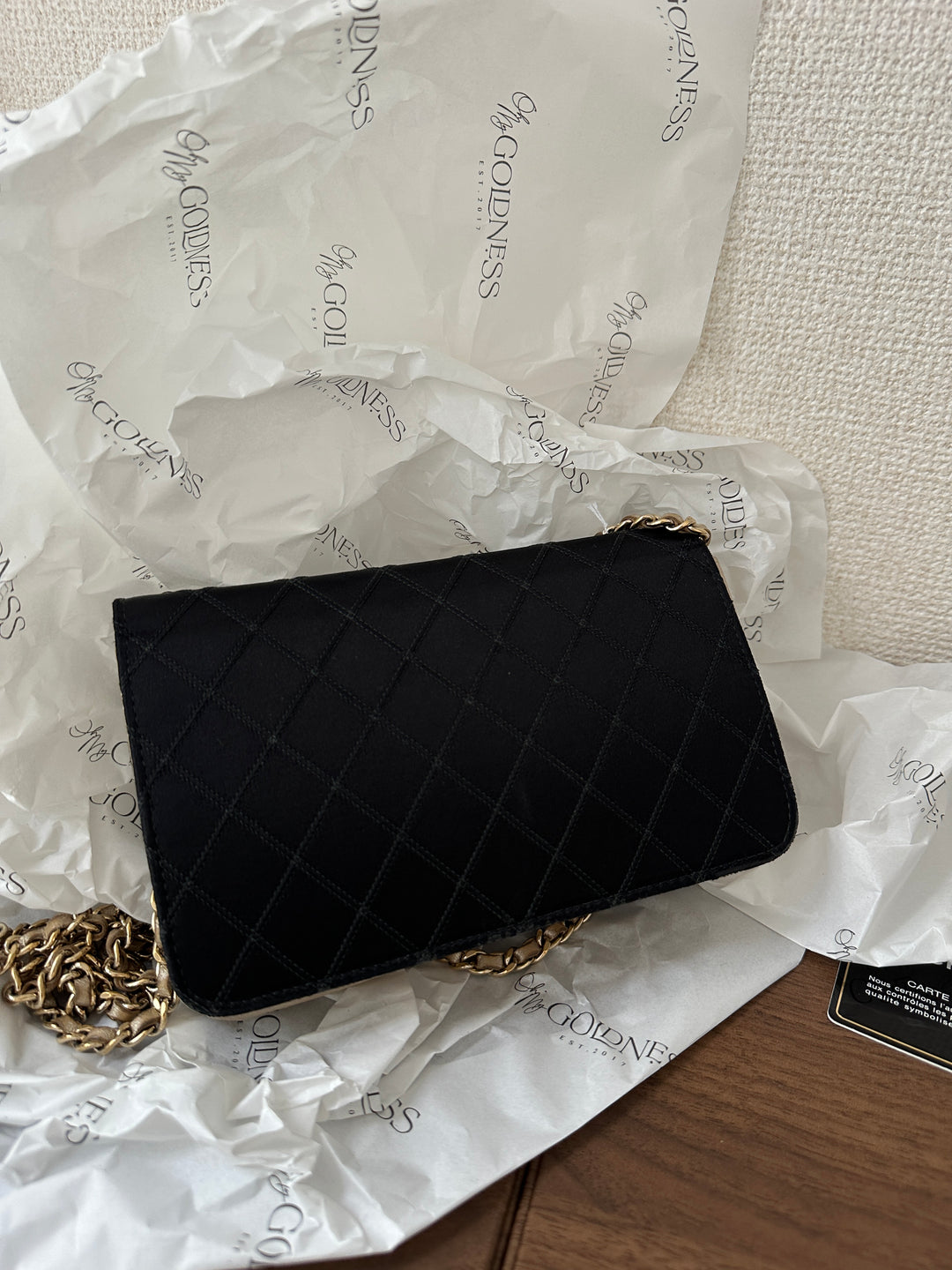 Chanel CC Mixed Leather WOC 🖤 | Classic with Champagne Chain Glow ✨