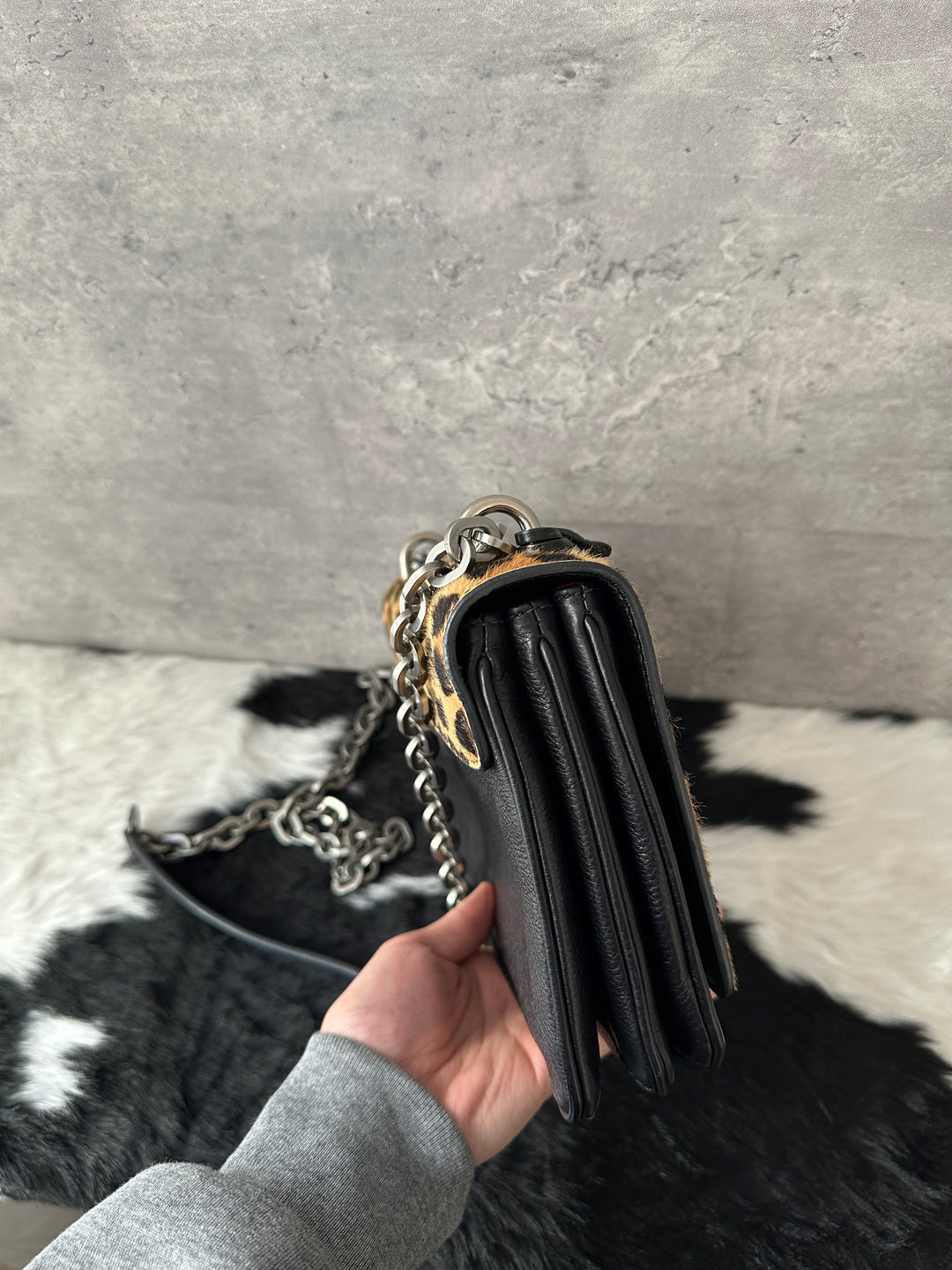 Prada Leopard Haircalf Chain Bag 🐆⛓️🔒｜Padlock Closure, Rare Material, Functional Interior