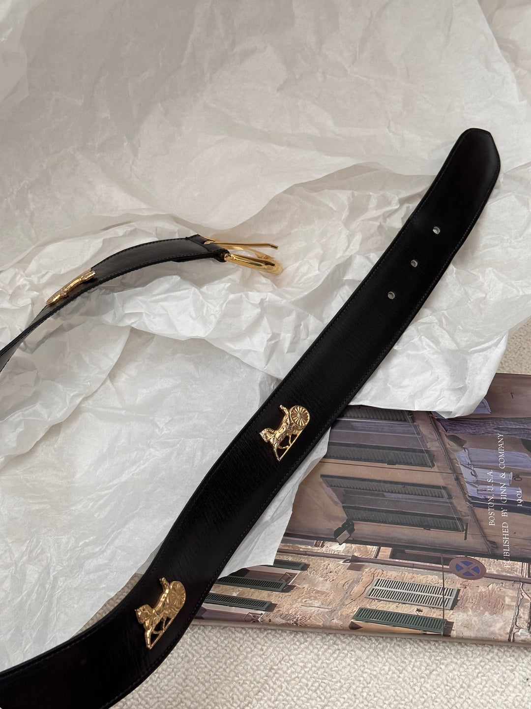 CELINE Carriage Motif Leather Belt 🖤✨ Rare 75cm