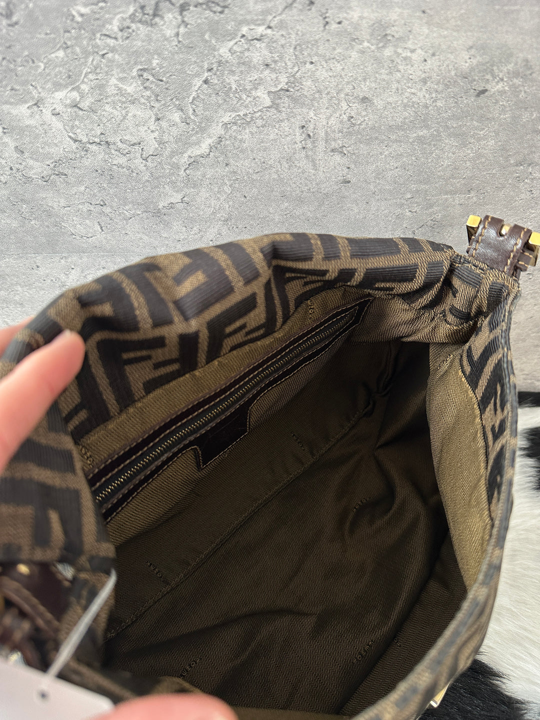 Fendi Mama Baguette 🤎✨｜Gold Hardware, Iconic Monogram, Rare Find