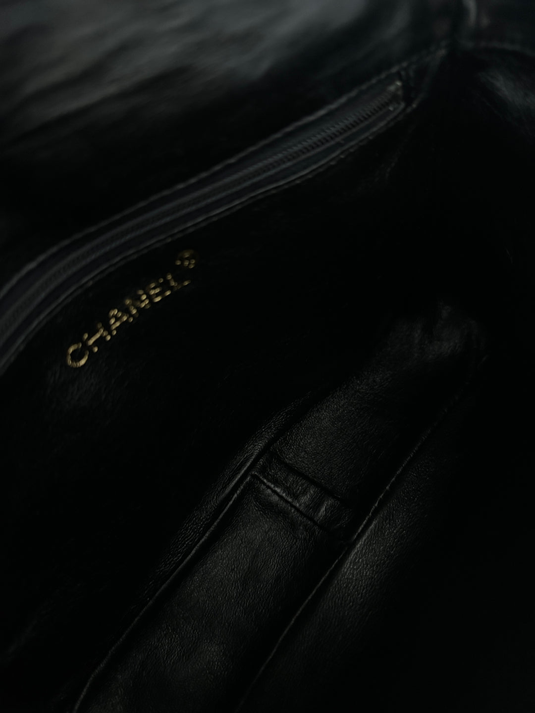 Chanel CC Shoulder Bag 🖤 | Classic Vintage Elegance with Card & Sticker