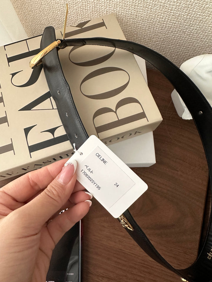 CELINE Carriage Motif Leather Belt 🖤✨ Rare 75cm