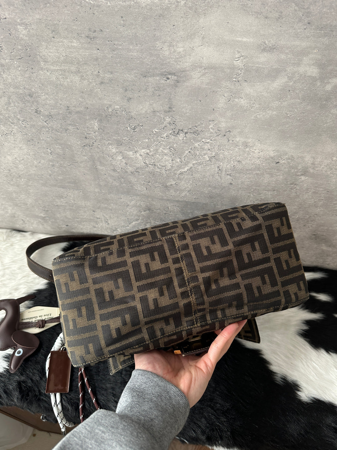 Fendi Mama Baguette 🤎✨｜Gold Hardware, Iconic Monogram, Rare Find