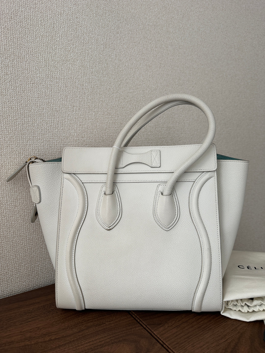 Celine “Snow White” Luggage Bag 🤍 | The Icon Returns!