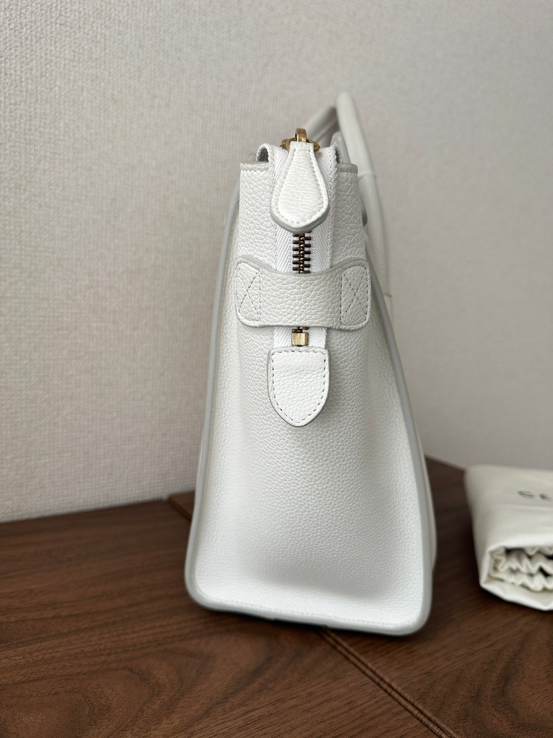 Celine “Snow White” Luggage Bag 🤍 | The Icon Returns!