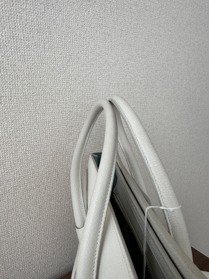 Celine “Snow White” Luggage Bag 🤍 | The Icon Returns!