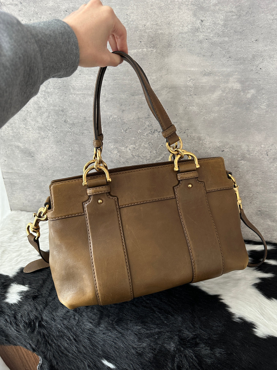 Gucci Rabbit Fur Hobo 🐰✨｜Soft Fur Accent, Versatile Carry, Everyday Chic