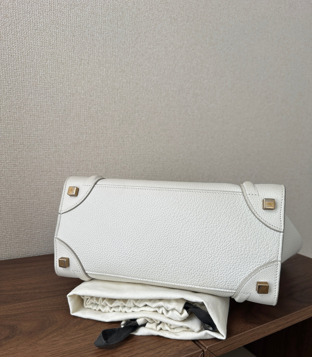 Celine “Snow White” Luggage Bag 🤍 | The Icon Returns!