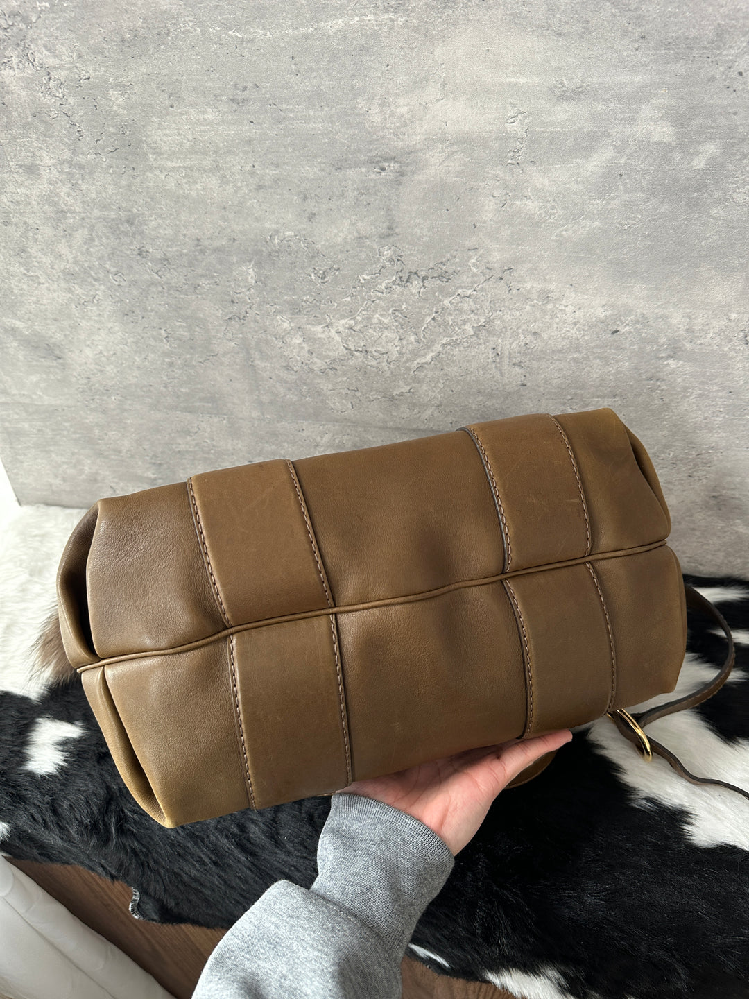 Gucci Rabbit Fur Hobo 🐰✨｜Soft Fur Accent, Versatile Carry, Everyday Chic