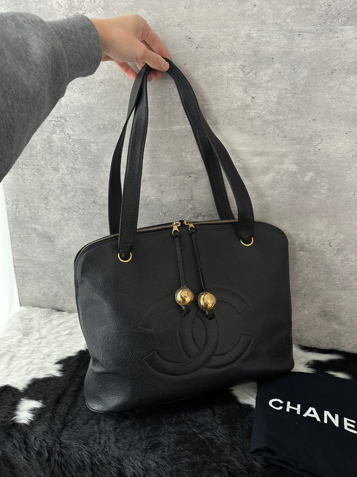 Chanel Double Gold Ball Shoulder Bag 🖤✨｜Rare Alma Shape, Caviar Leather, Work-Ready Capacity