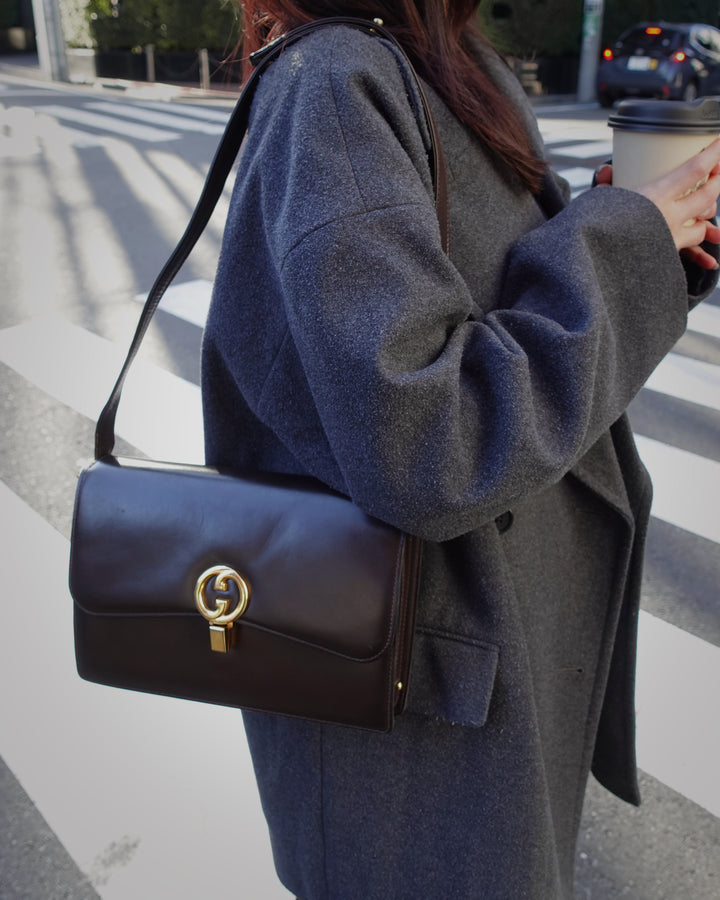 Gucci GG Shoulder Bag 🖤｜Dark Chocolate Leather × Vintage GG Clasp × Convertible Crossbody Style