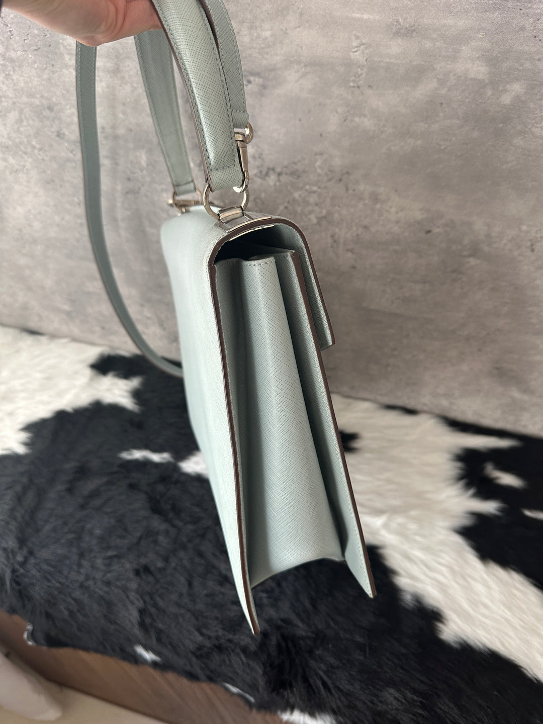 Salvatore Ferragamo Double Gancini Kelly Bag 🩵✨｜Structured Elegance, Durable Leather, Timeless Versatility