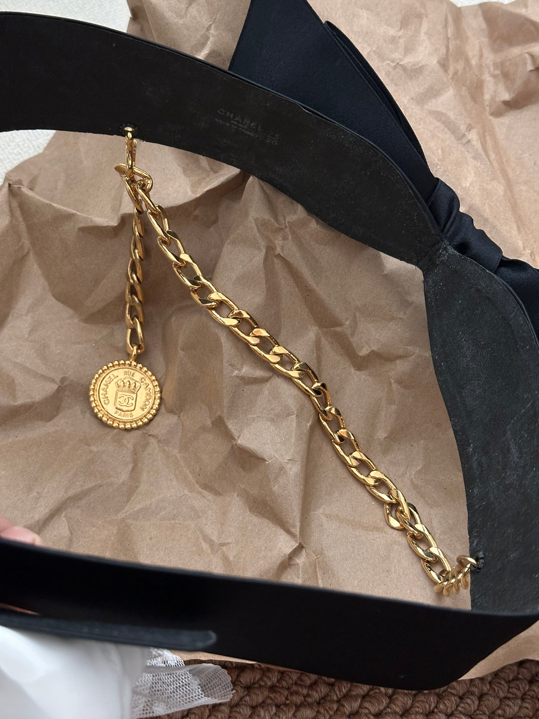 Chanel Ribbon Bow CC Chain Belt 🎀✨ Rare & Collectible