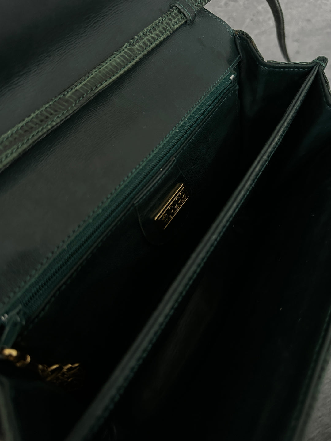 GUCCI Rare Lizard Leather Crossbody Bag 💚✨ Collector’s Piece | Excellent Condition